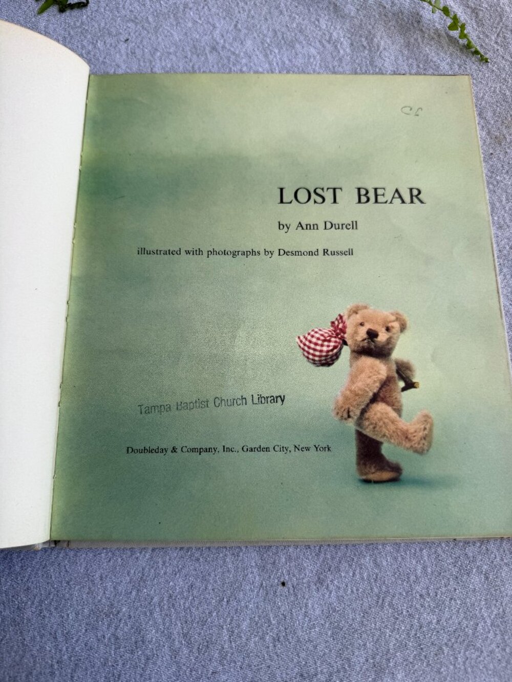 Book Lost bear by Ann Durell printed by Doubleday & Company Inc, NY in 1959